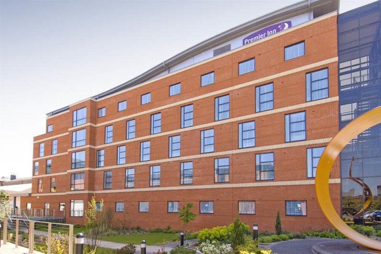 Premier Inn Wolverhampton City Centre Екстер'єр фото