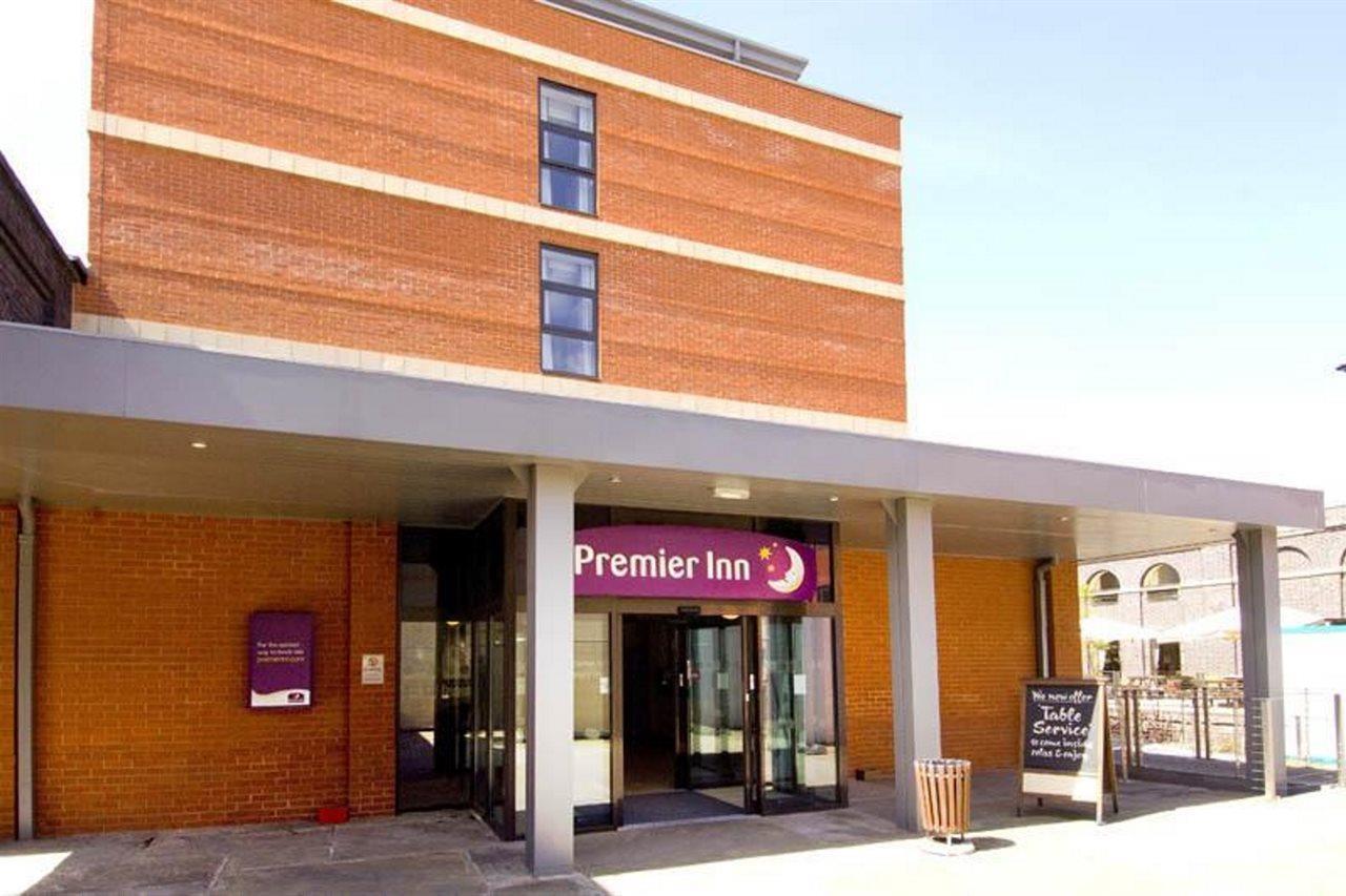 Premier Inn Wolverhampton City Centre Екстер'єр фото